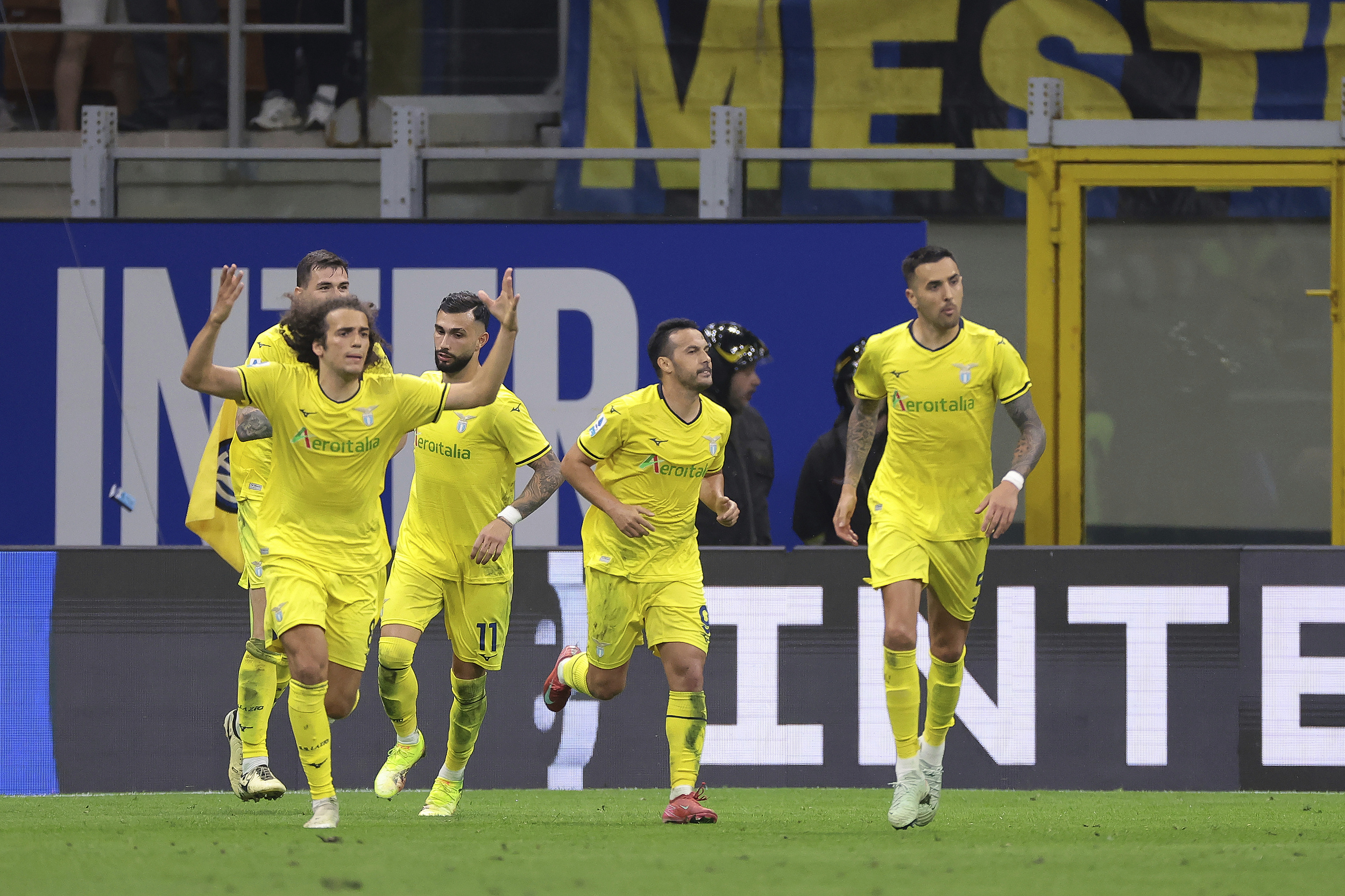 官方APP-关于加时末段AC米兰备战德甲，门线救险细节曝光，赛场秩序良好，阵容厚度经受考验的信息-官方APP